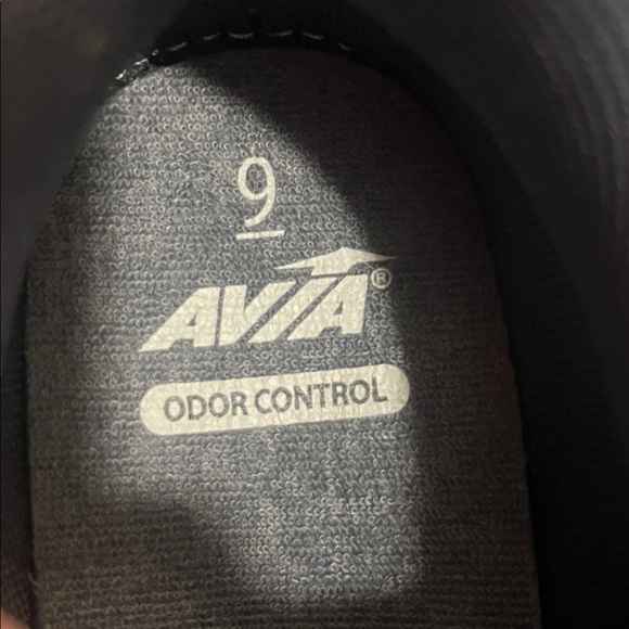 Avia Women's White, Silver, and Navy Athletic Shoes - Picture 6 of 7